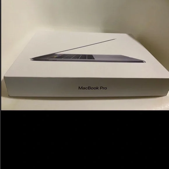 Apple MacBook Pro 15 Touchbar (i7 2.9 Ghz 6-Core, 16GB RAM, Intel UHD Graphics